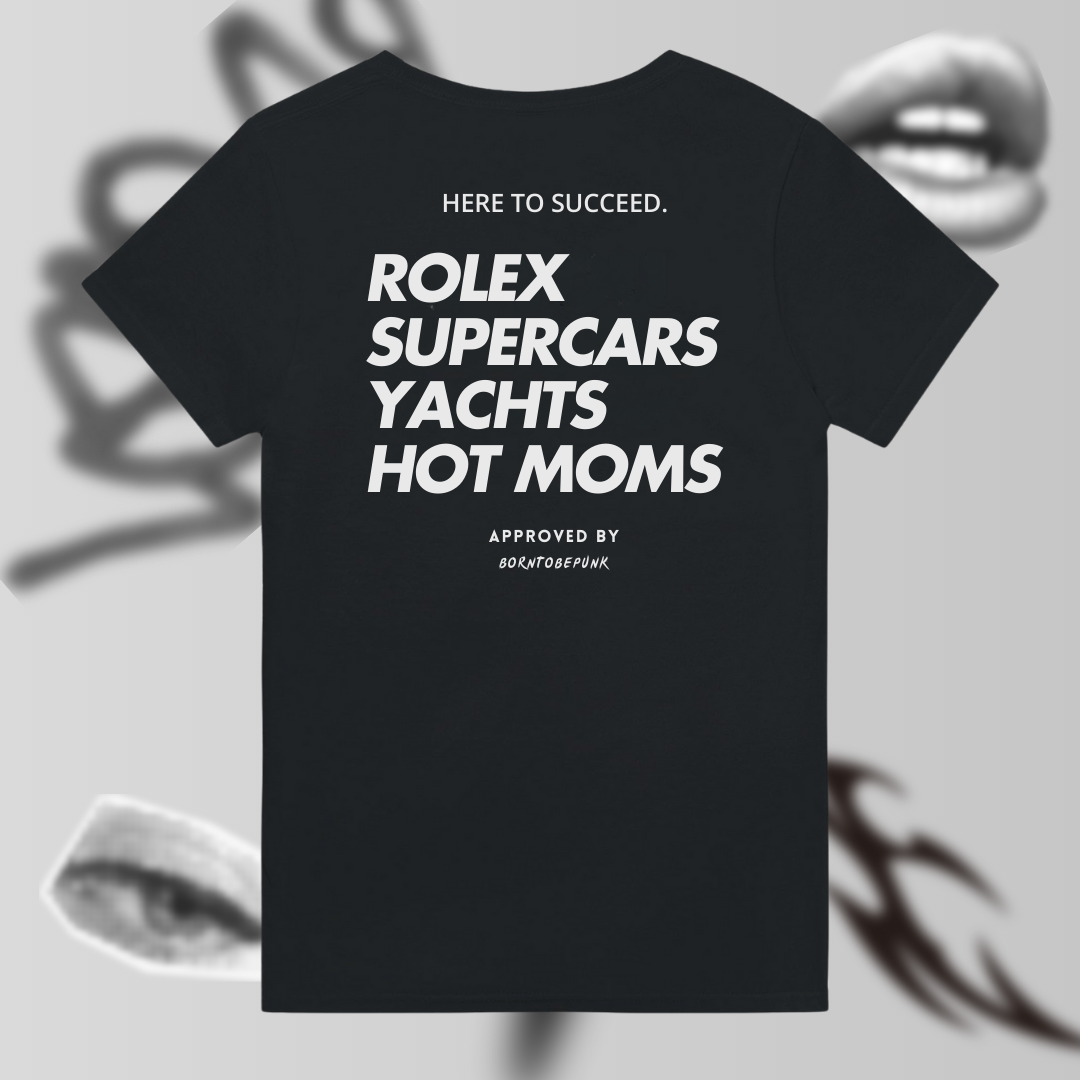 HOT MOMS & LUXURY DREAMS