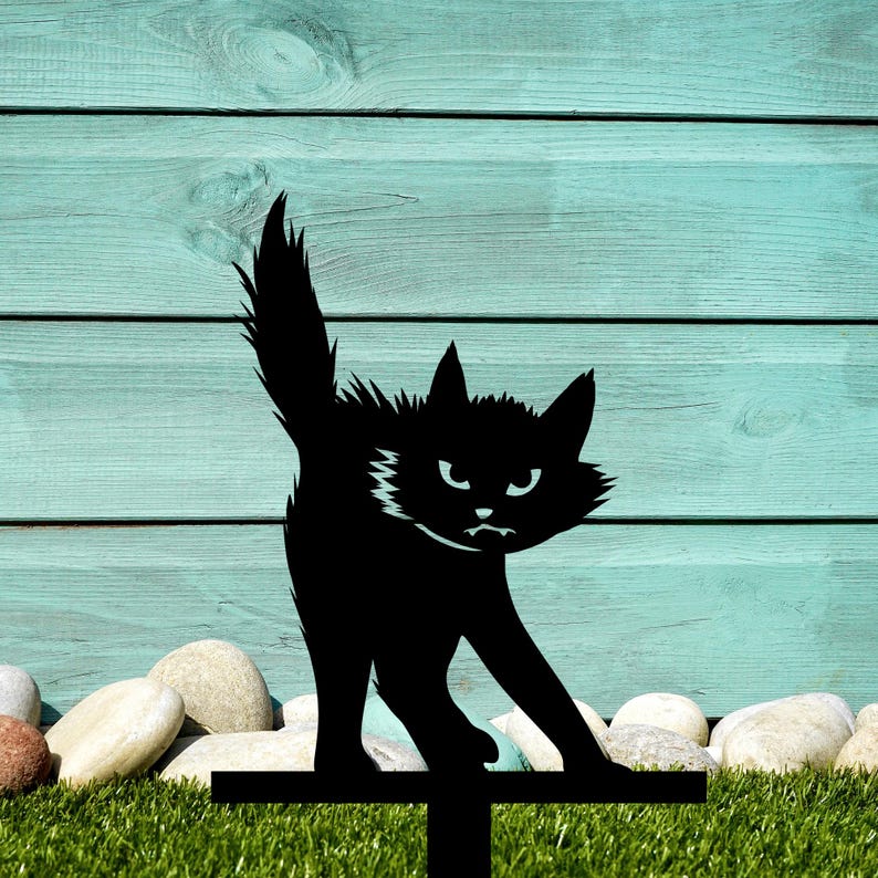 Frightening Cat Yard Art