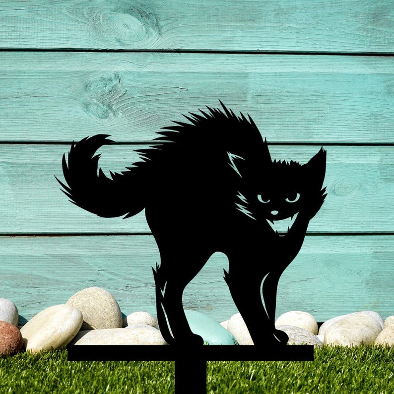 Frightening Cat Yard Art